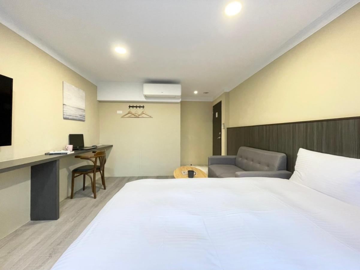 Yoshi Hotel - Tainan Station Branch Exteriér fotografie